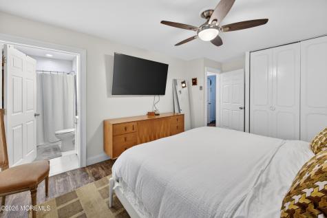 123B Edinburgh Lane Lakewood NJ 08701