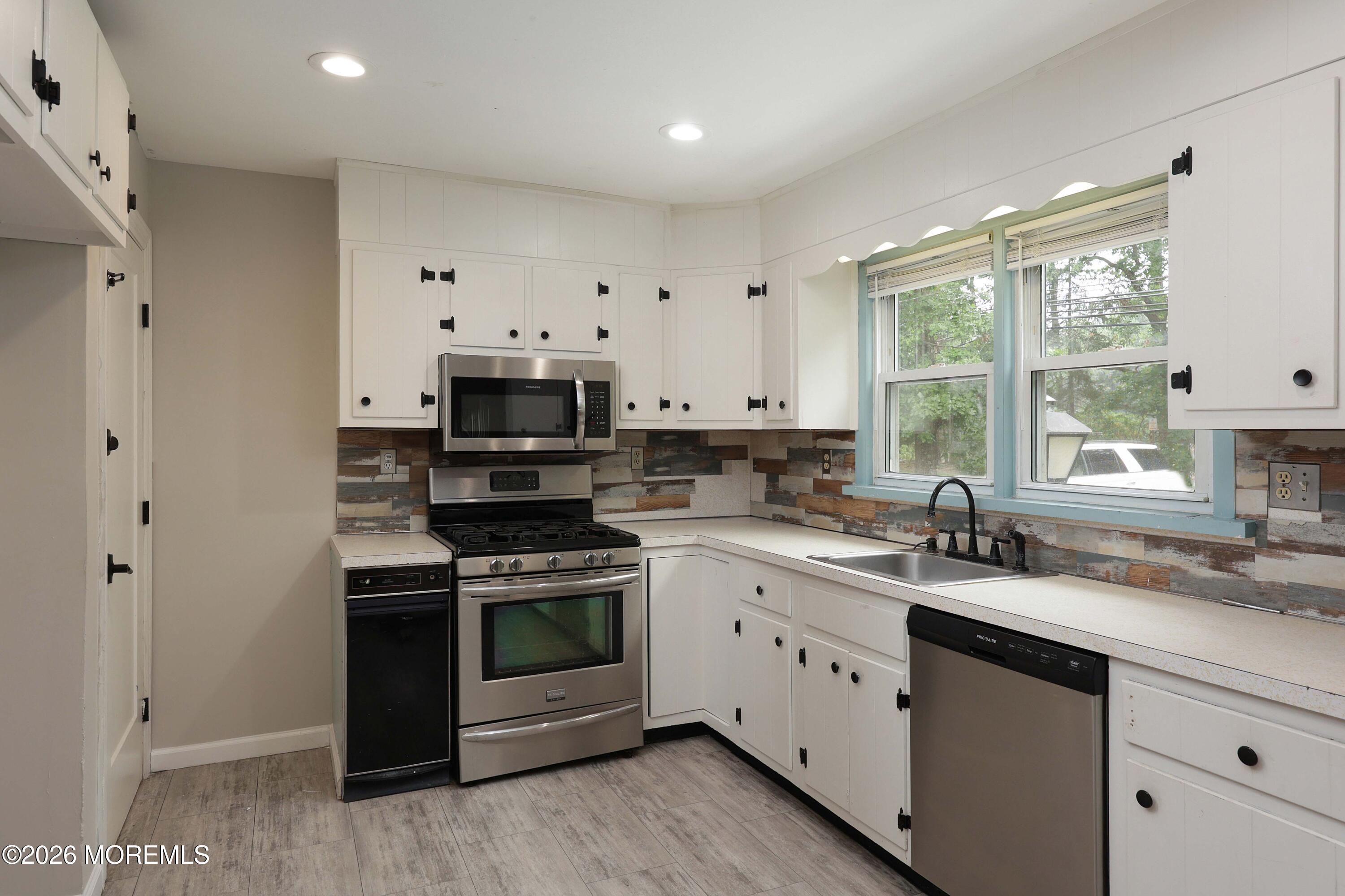 47 Phalanx Road Lincroft NJ 07738