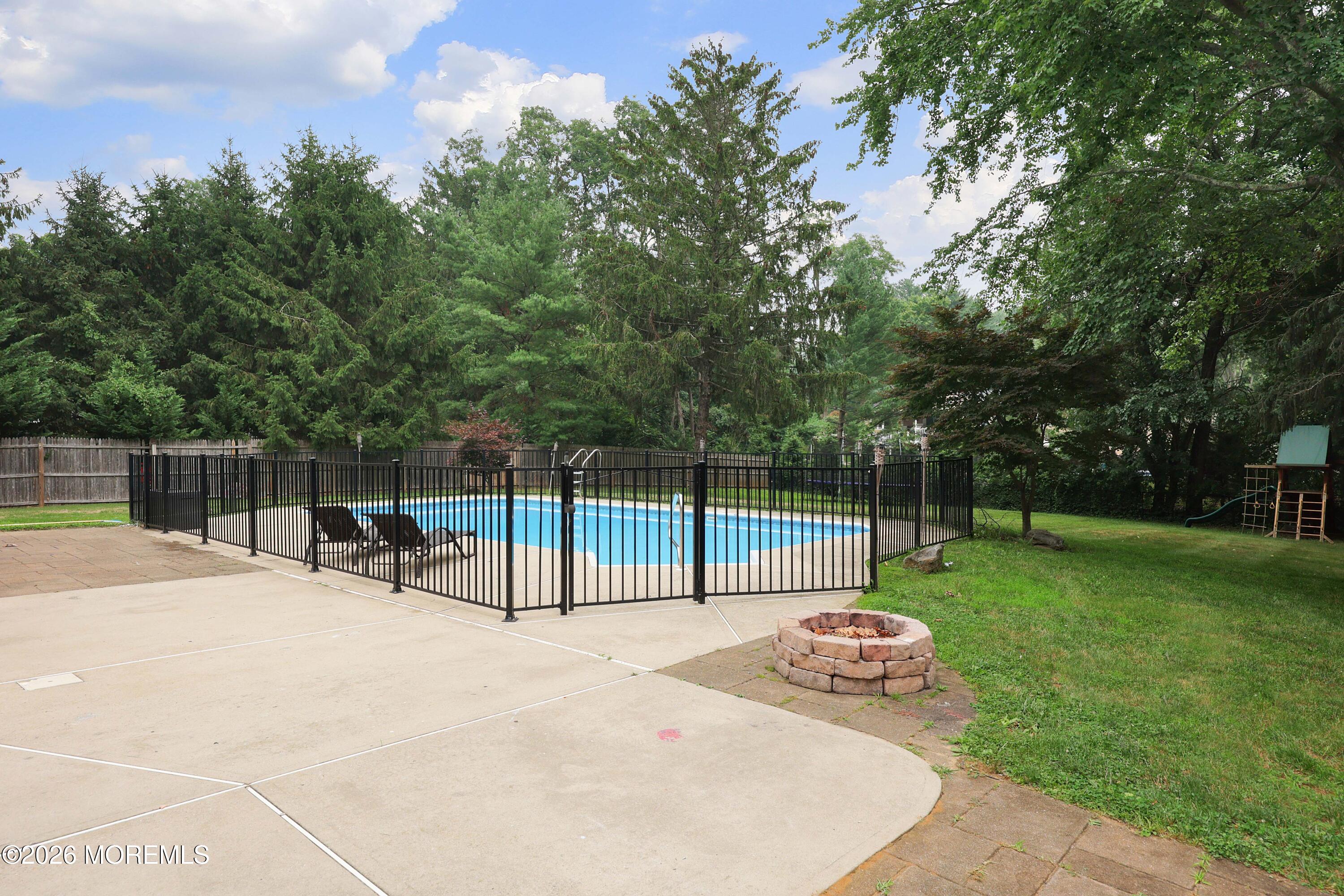 47 Phalanx Road Lincroft NJ 07738