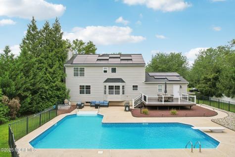 3 Macintosh Court Jackson NJ 08527