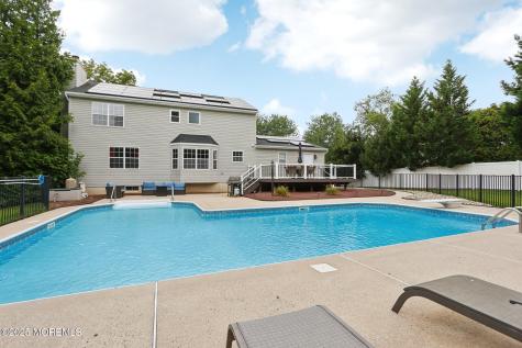 3 Macintosh Court Jackson NJ 08527