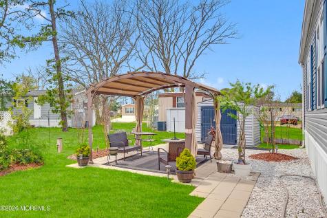 19 Otter Place Whiting NJ 08759