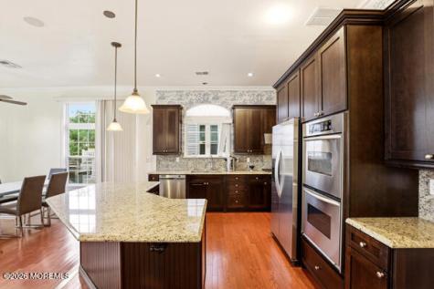 54 Bay Hill Road Lakewood NJ 08701
