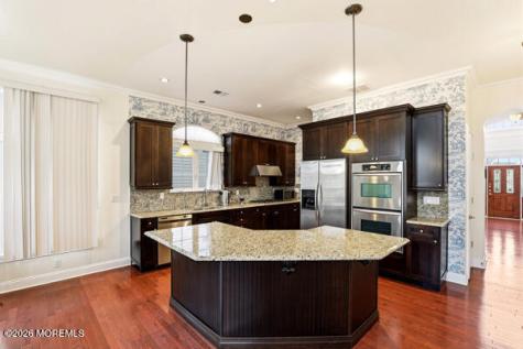 54 Bay Hill Road Lakewood NJ 08701