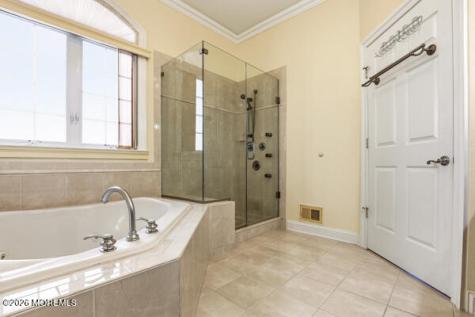 54 Bay Hill Road Lakewood NJ 08701