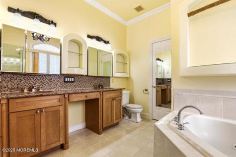 54 Bay Hill Road Lakewood NJ 08701