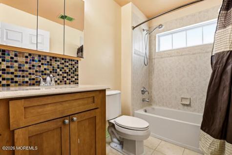 54 Bay Hill Road Lakewood NJ 08701