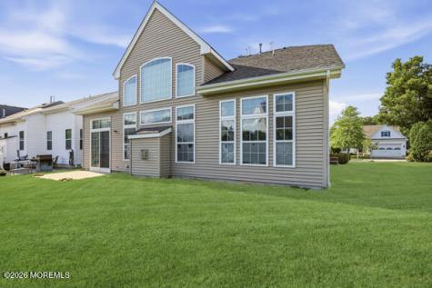 54 Bay Hill Road Lakewood NJ 08701