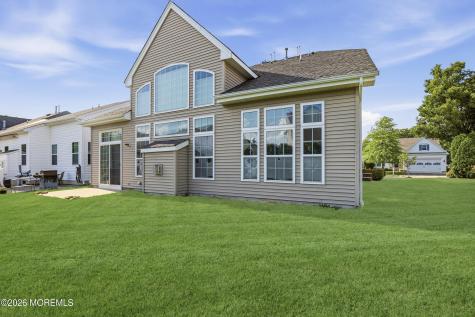 54 Bay Hill Road Lakewood NJ 08701