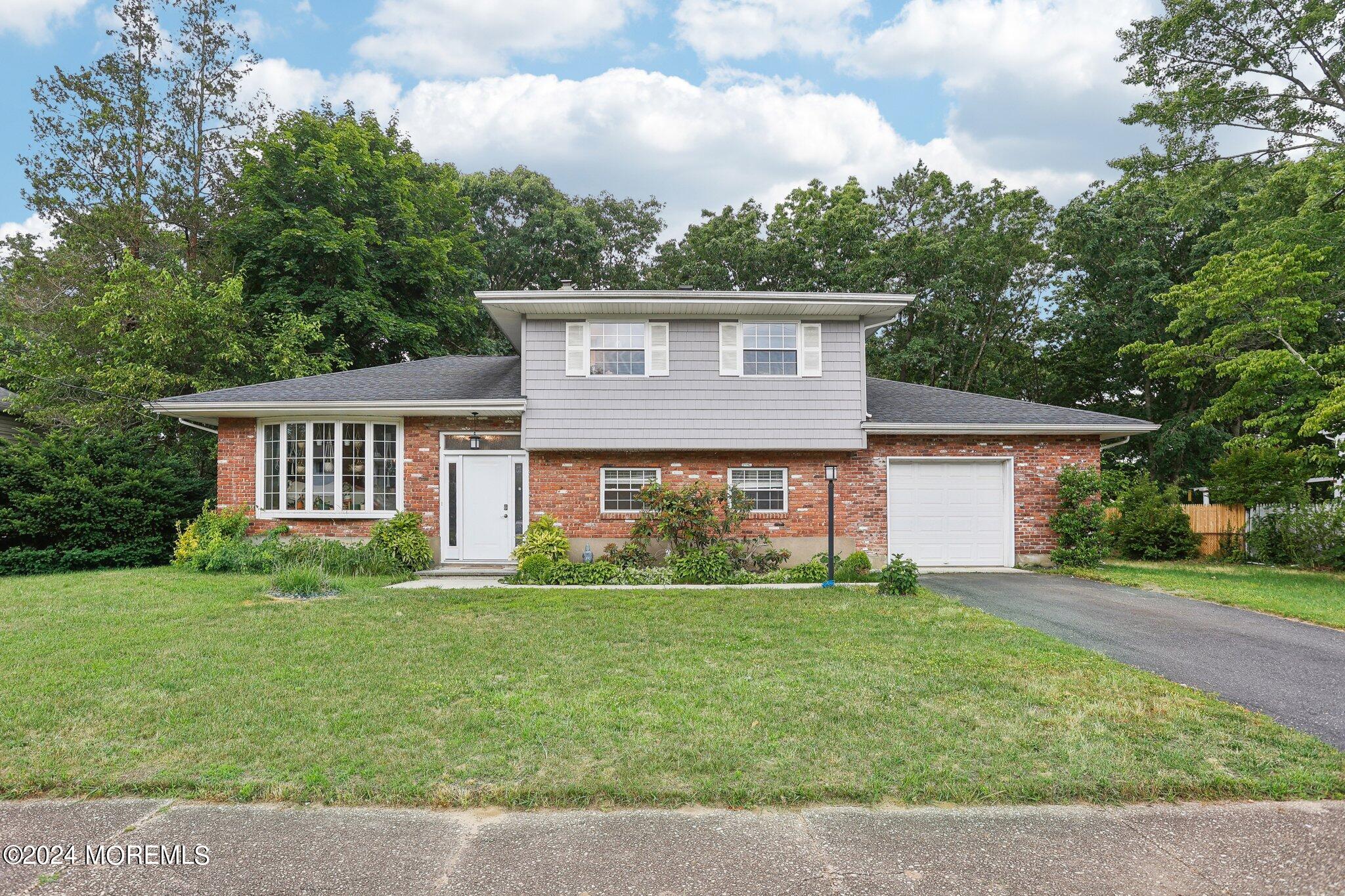 40 Lockwood Avenue Howell NJ 07731