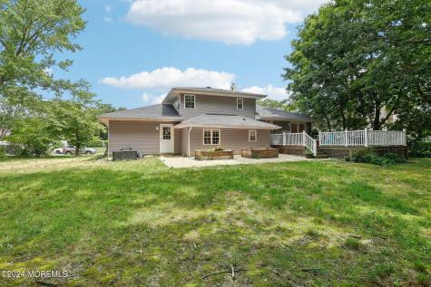 40 Lockwood Avenue Howell NJ 07731