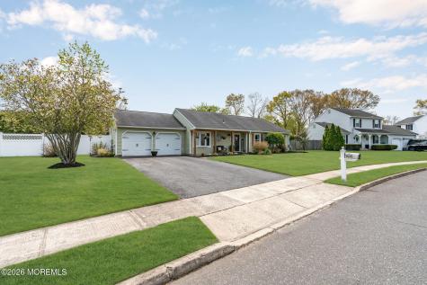 16 Aldgate Drive Brick NJ 08724