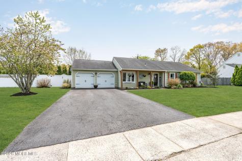 16 Aldgate Drive Brick NJ 08724