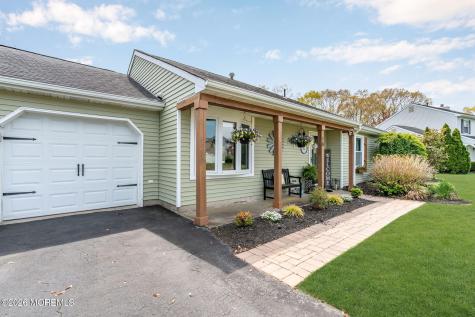 16 Aldgate Drive Brick NJ 08724