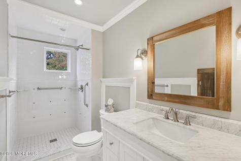 116 Therese Avenue Keyport NJ 07735