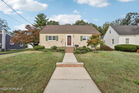 116 Therese Avenue Keyport NJ 07735