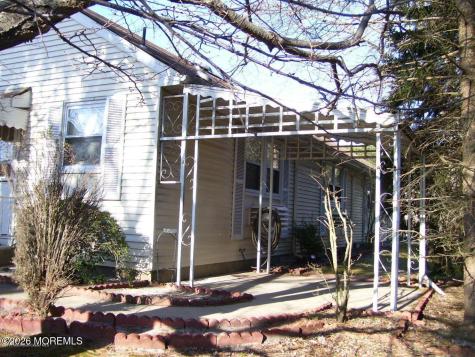 1 Quincy Drive Whiting NJ 08759