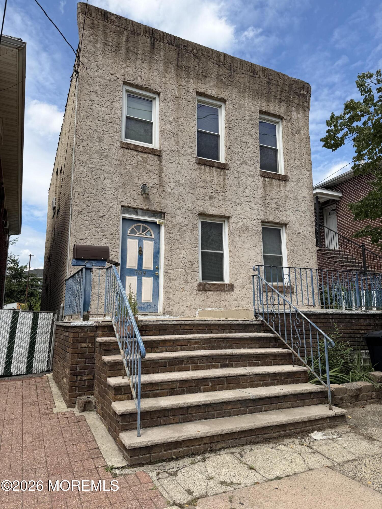 709 Stuyvesant Avenue Lyndhurst NJ 07071