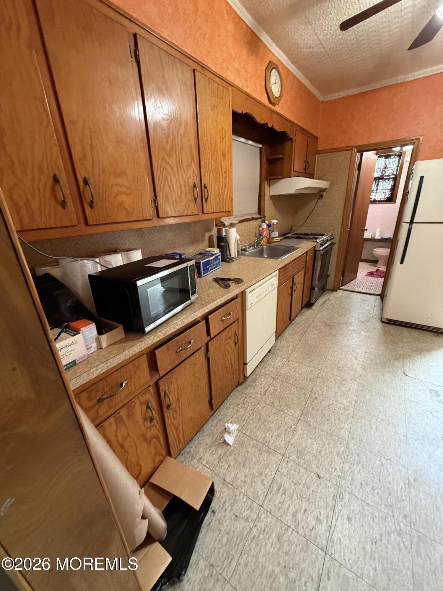 709 Stuyvesant Avenue Lyndhurst NJ 07071