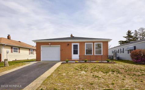 9 Mirador Court Toms River NJ 08757