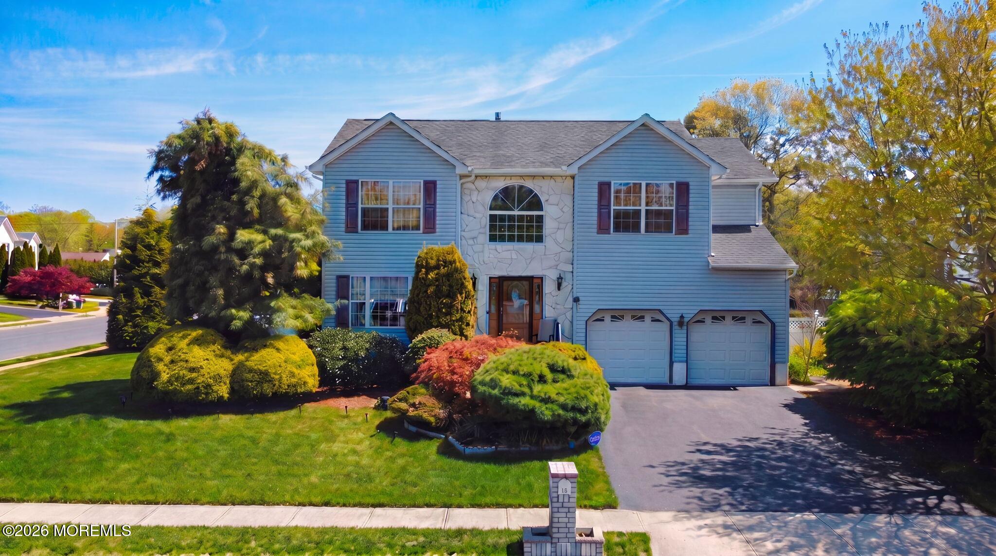 21 Netty Street Howell NJ 07731