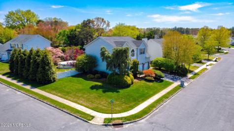 21 Netty Street Howell NJ 07731