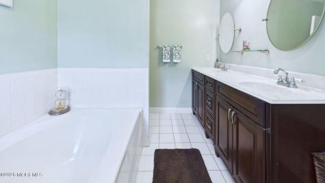 21 Netty Street Howell NJ 07731