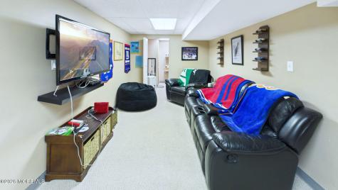 21 Netty Street Howell NJ 07731