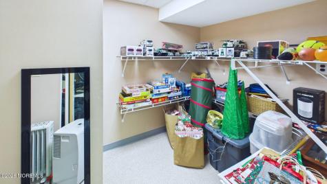 21 Netty Street Howell NJ 07731
