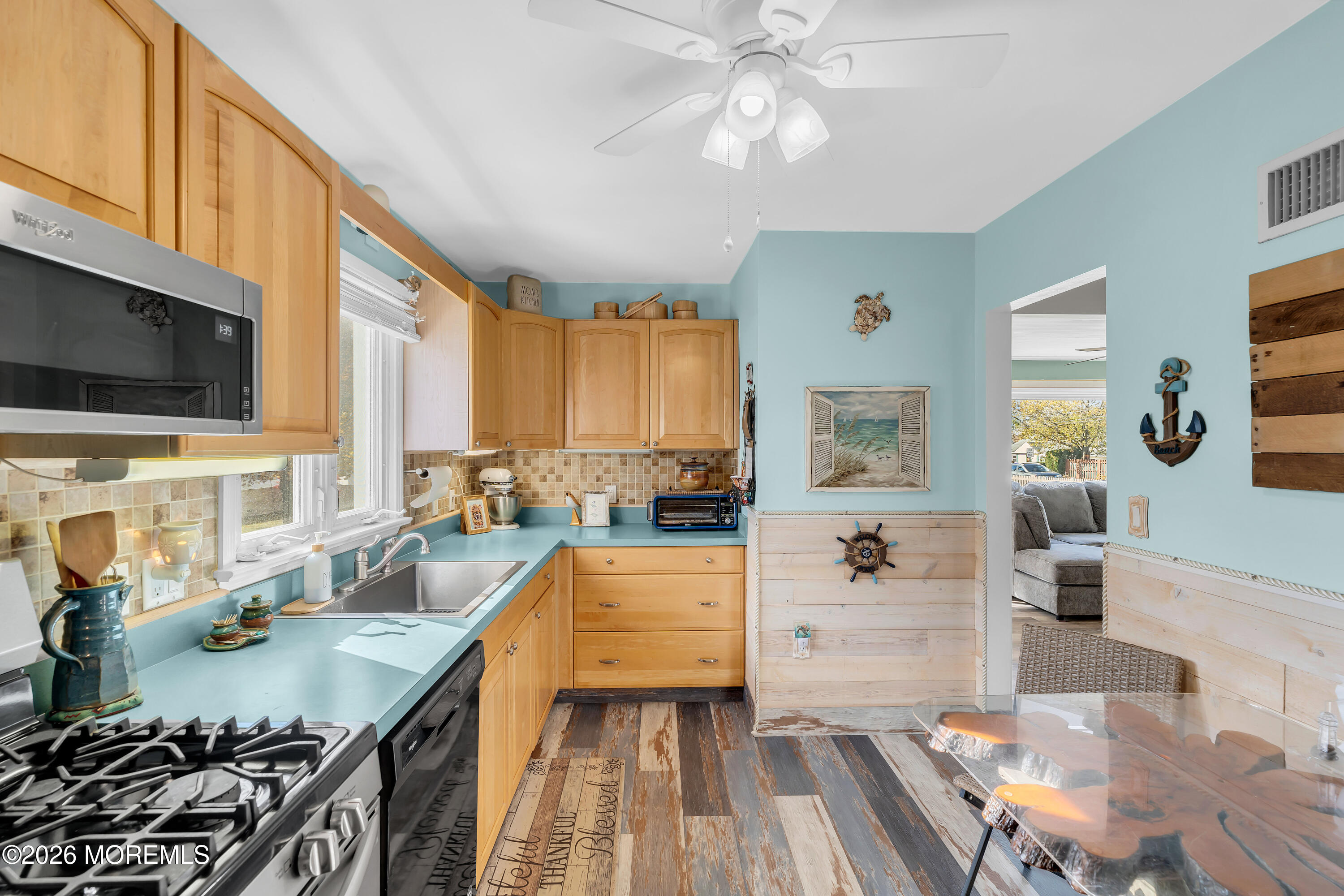 294 Leonardville Road Belford NJ 07718