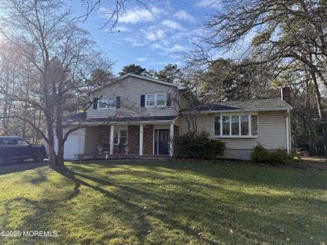 4 Cambridge Court Toms River NJ 08753
