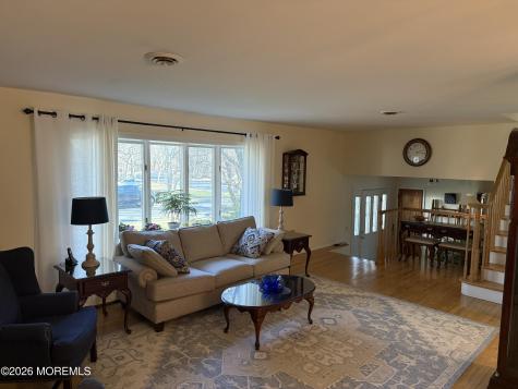 4 Cambridge Court Toms River NJ 08753