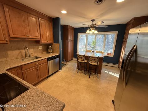4 Cambridge Court Toms River NJ 08753