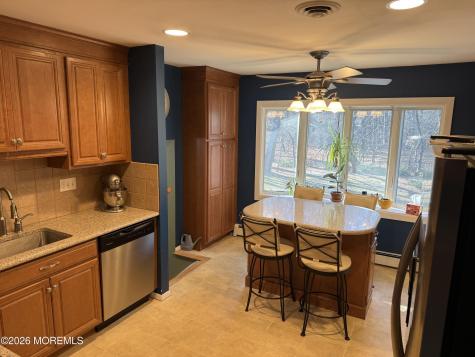 4 Cambridge Court Toms River NJ 08753