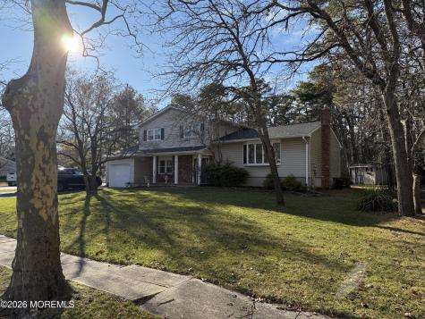 4 Cambridge Court Toms River NJ 08753