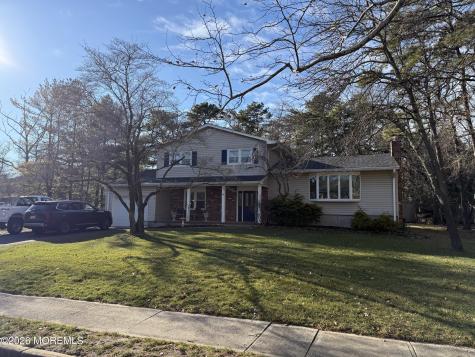 4 Cambridge Court Toms River NJ 08753