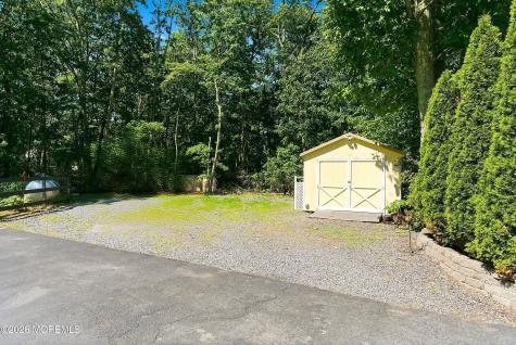 17 Country Woods Drive New Egypt NJ 08533