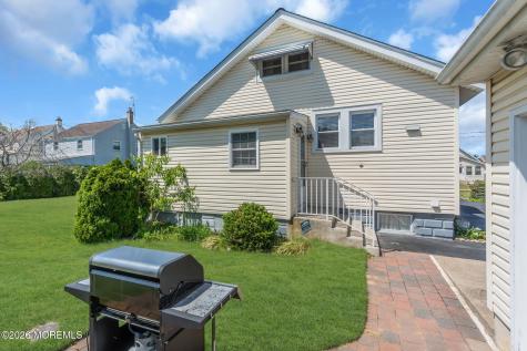 142 Reed Avenue Hamilton NJ 08610