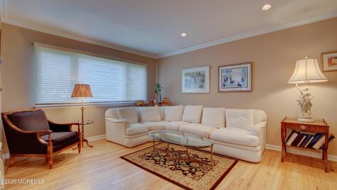 12 Cavan Lane Hazlet NJ 07730