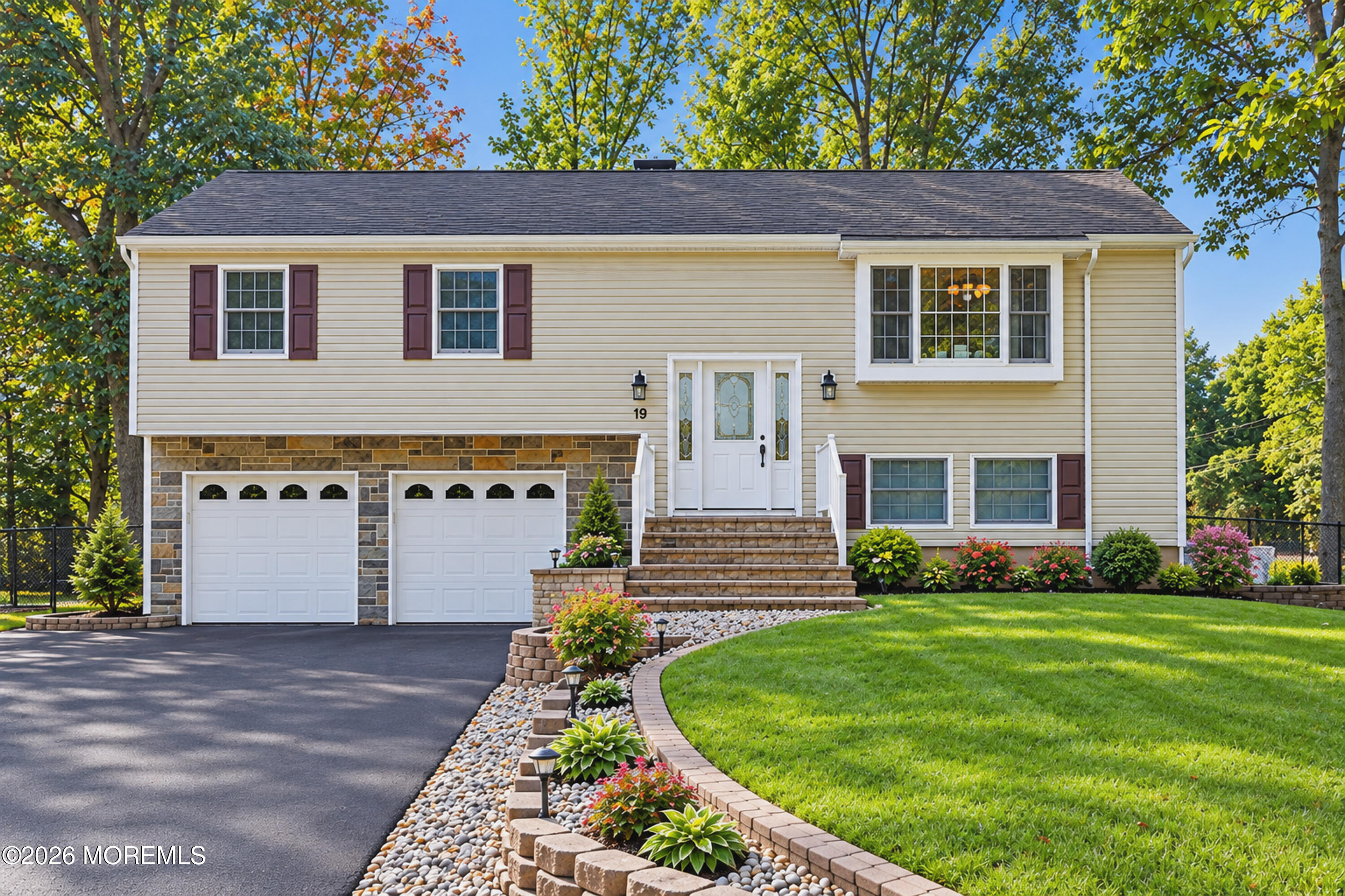 19 Buckingham Drive Jackson NJ 08527