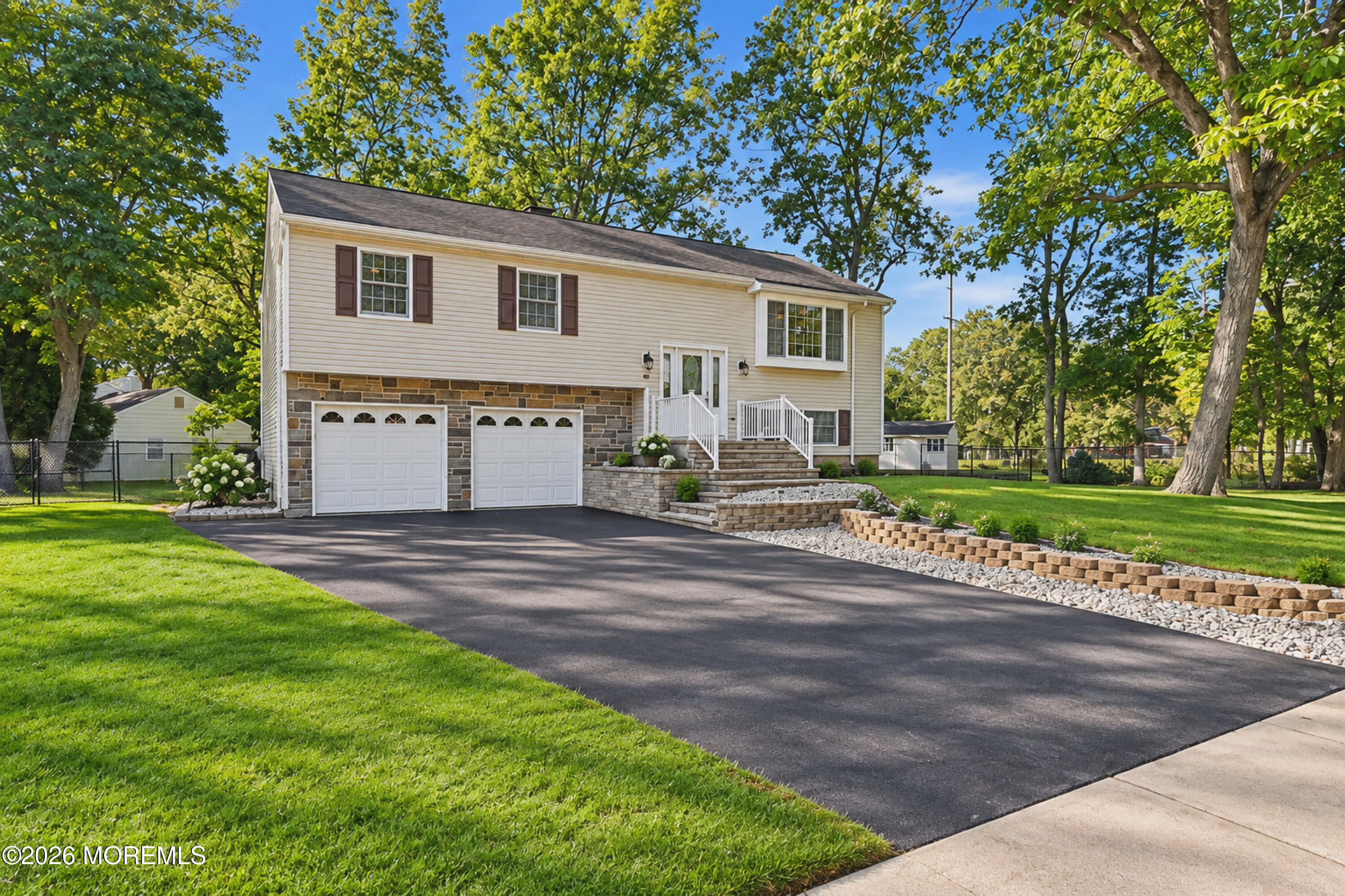 19 Buckingham Drive Jackson NJ 08527