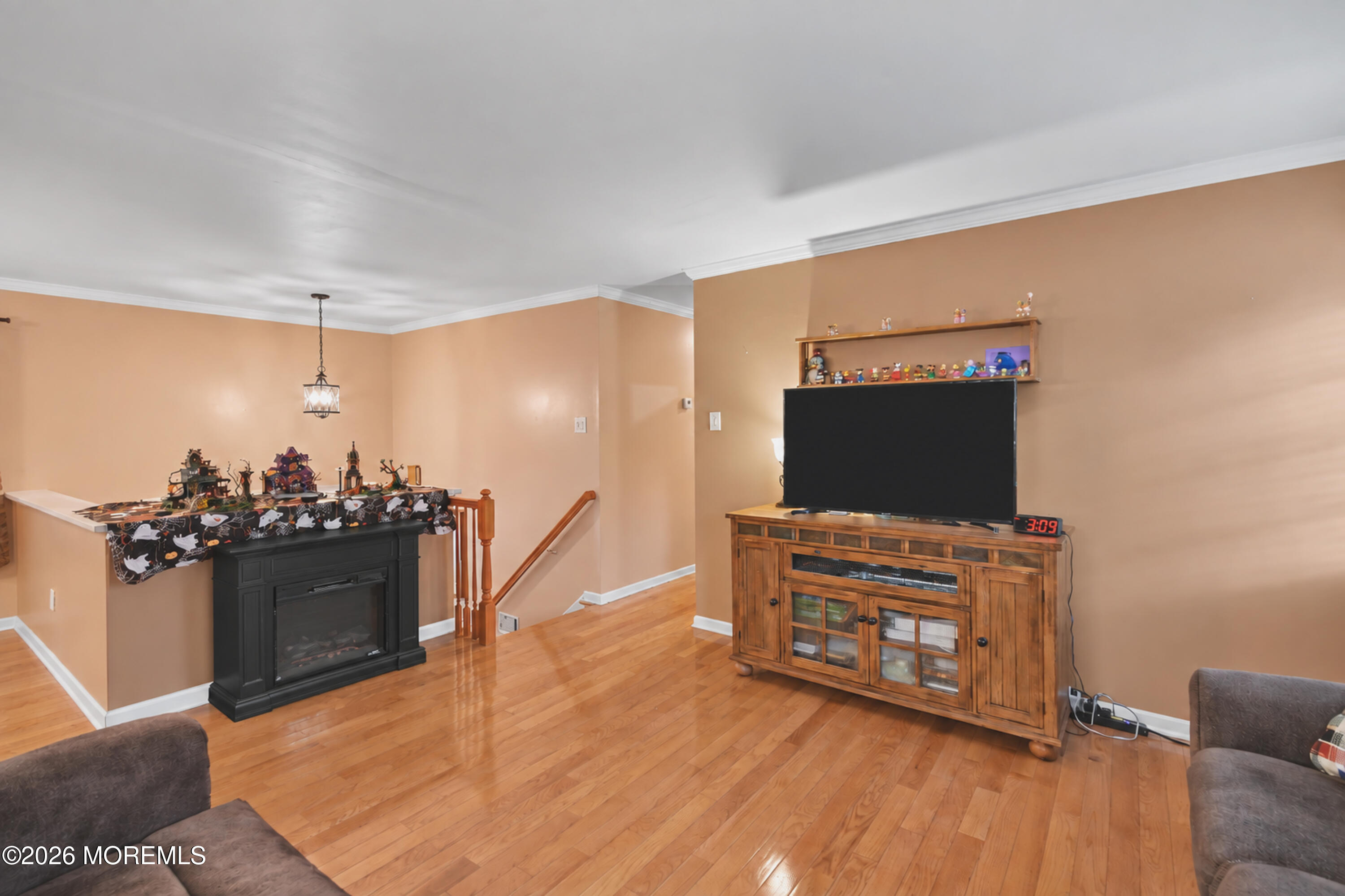 19 Buckingham Drive Jackson NJ 08527