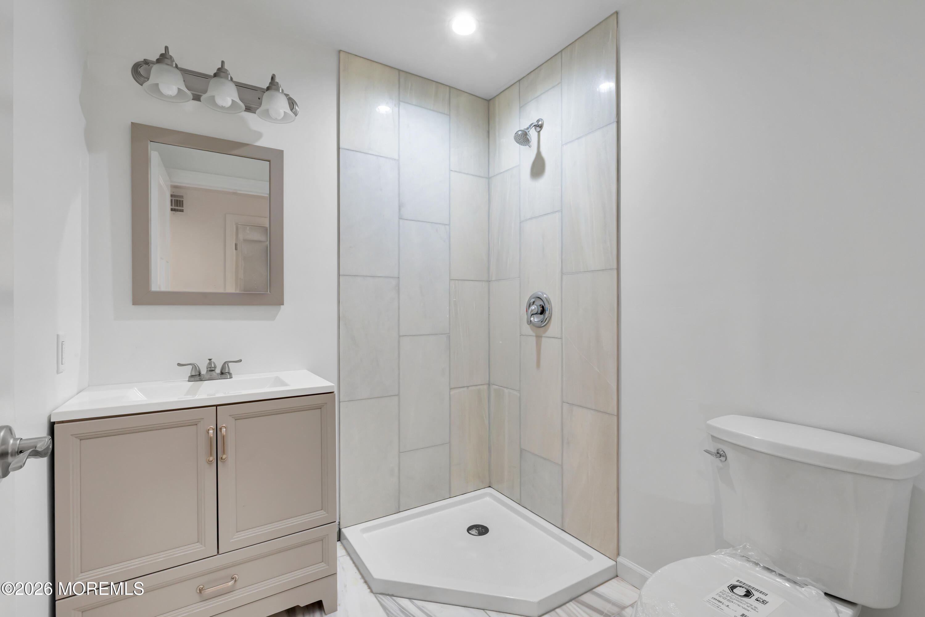 11 Leighton Avenue Red Bank NJ 07701