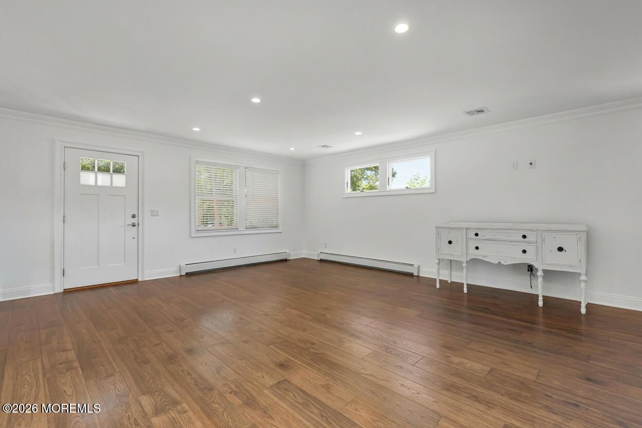 11 Leighton Avenue Red Bank NJ 07701