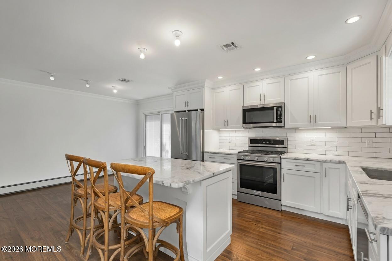 11 Leighton Avenue Red Bank NJ 07701