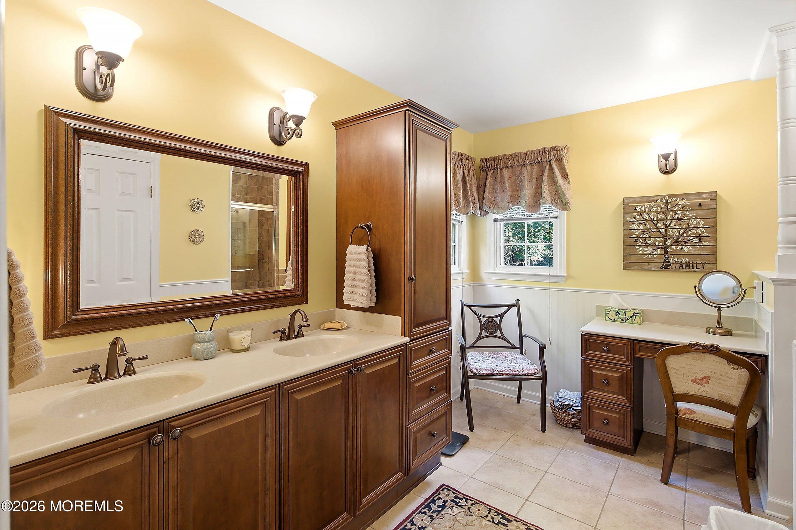 4 Scarlet Oak Court Jackson NJ 08527