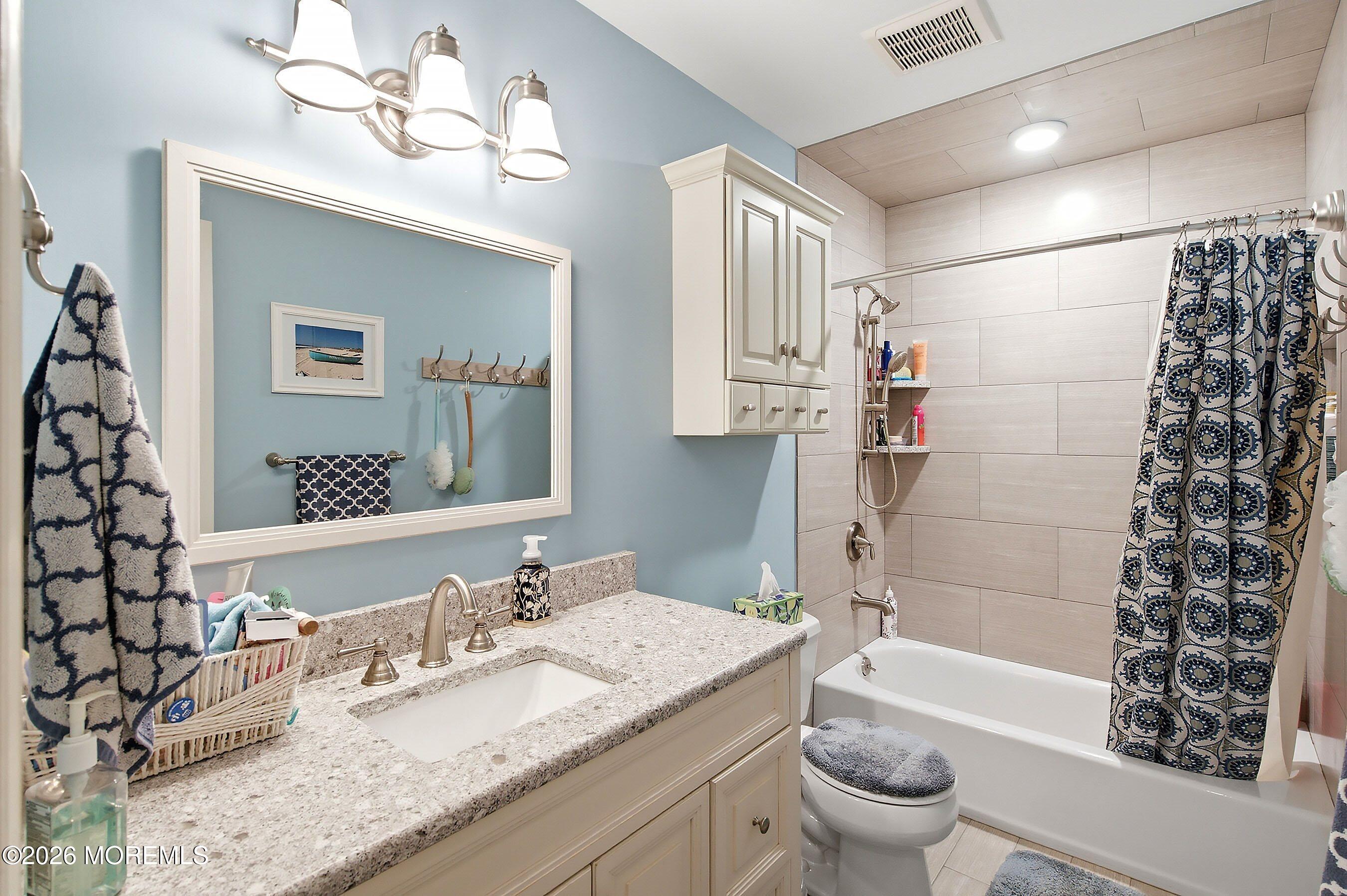 4 Scarlet Oak Court Jackson NJ 08527