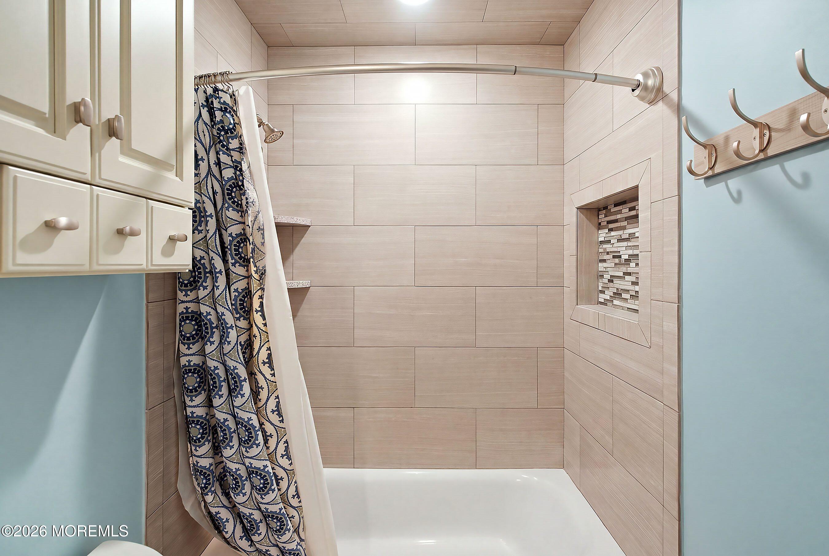 4 Scarlet Oak Court Jackson NJ 08527