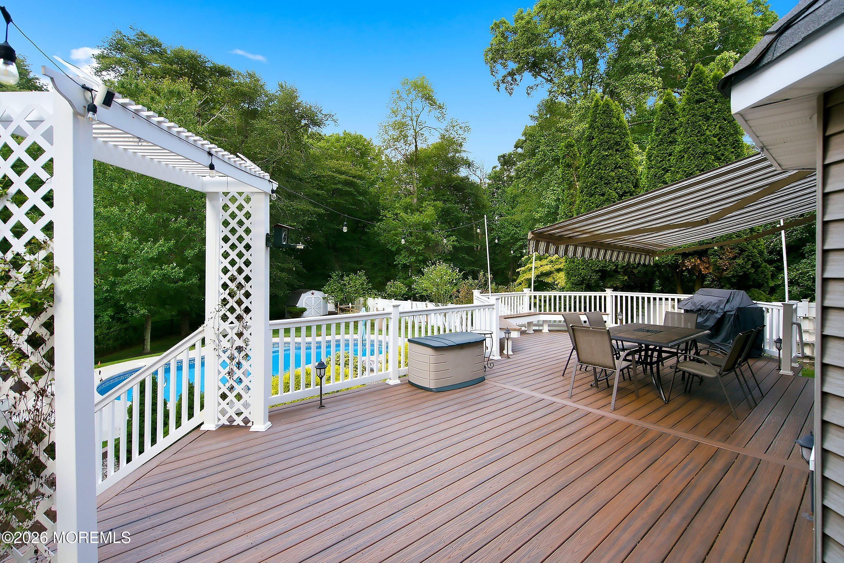 4 Scarlet Oak Court Jackson NJ 08527