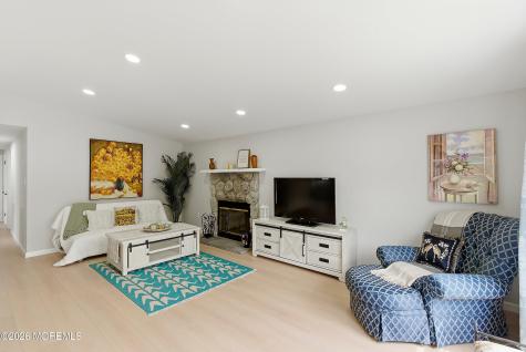 27 Brookview Lane Manalapan NJ 07726